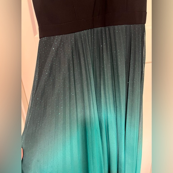 Betsy and Adam ombre pleated glitter-skirt gown - Picture 5 of 11